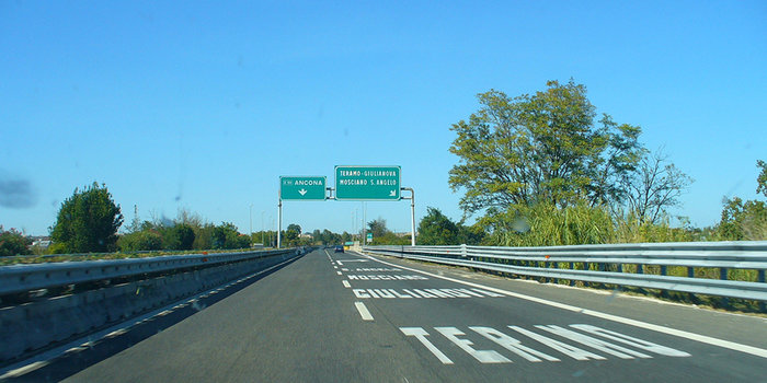 rincari pedaggi autostradali, aumento tariffa autostradale