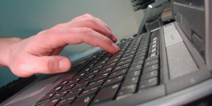 fac simile certificato medico per acquisto computer, autocertificazione acquisto pc legge 104