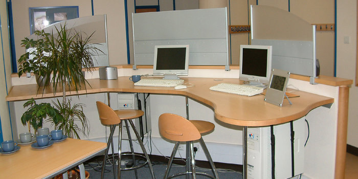 apertura phone center, apertura internet point