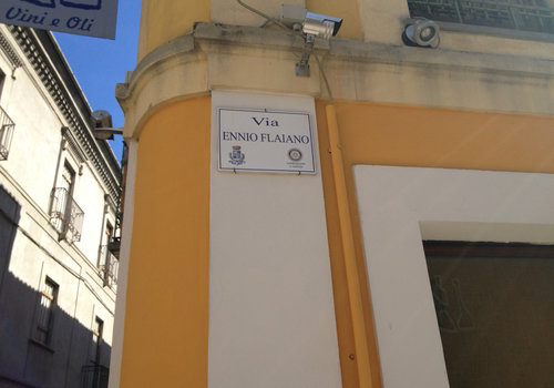 Come chiedere l'intitolazione di una strada, piazza o altro ...