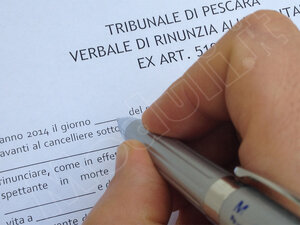 rifiutare eredita per debiti