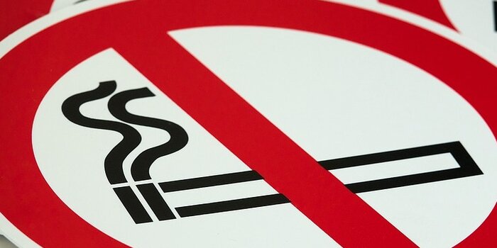 cartello vietato fumare in pdf, cartello vietato fumare personalizzabile