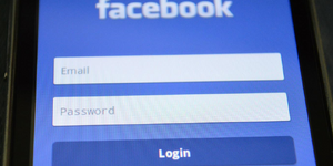 facebook hackerato, recuperare account facebook hackerato