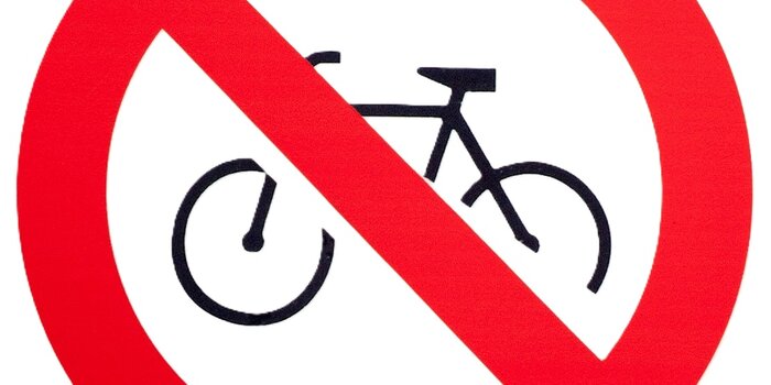 cartello divieto parcheggio biciclette, cartello divieto appoggiare biciclette